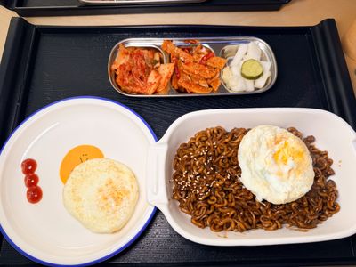 King Rice Bowl 韓式丼飯 1
